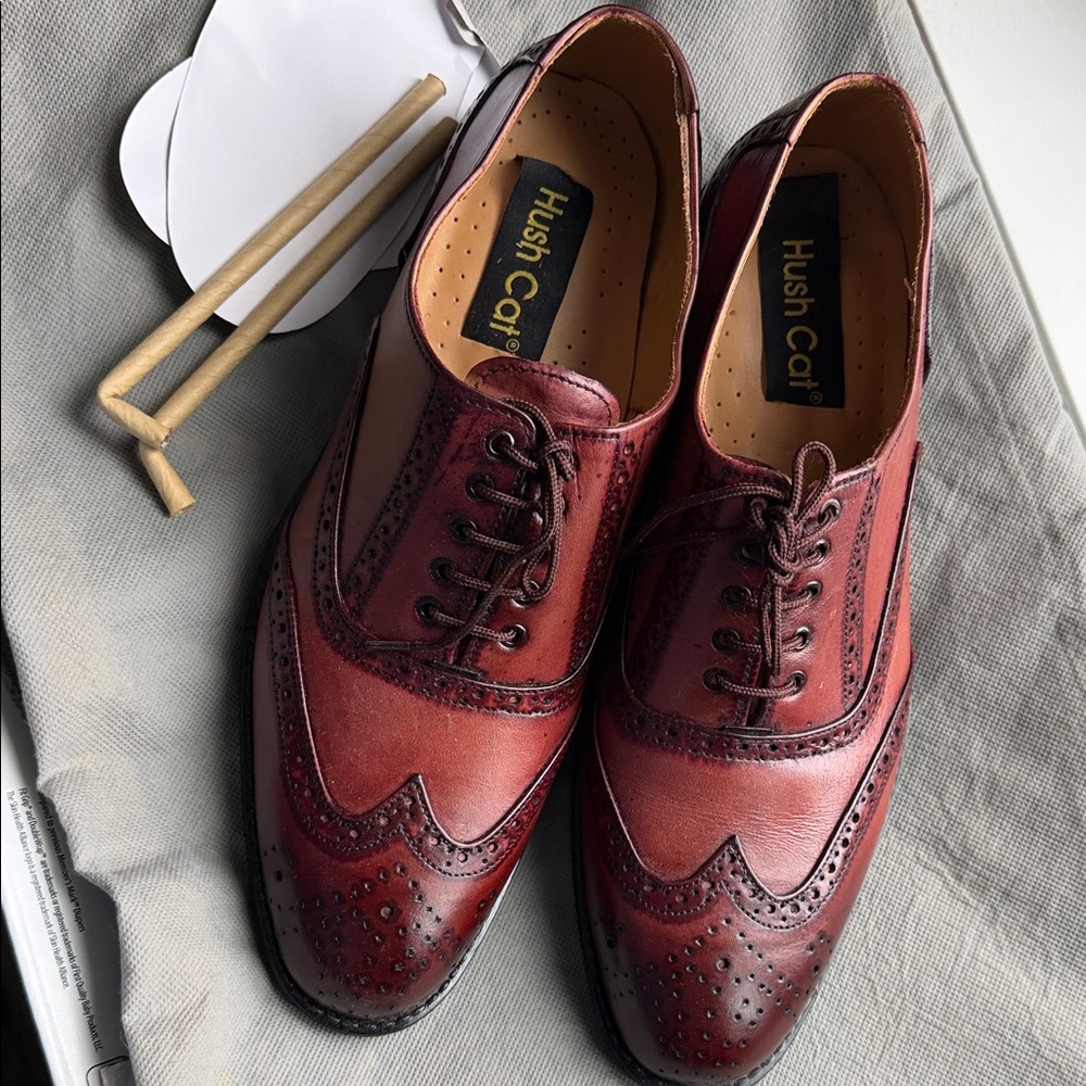 Hush Puppies Men's Classic Oxford Leather Shoes